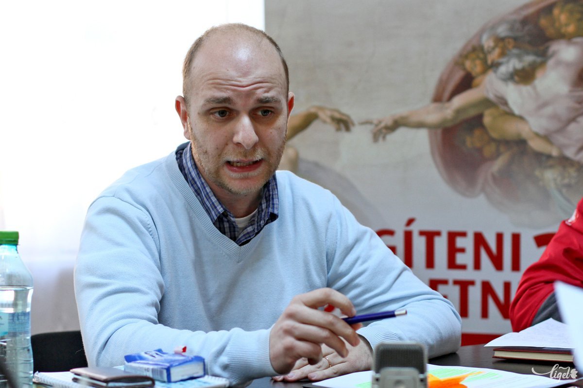 Sajó Norbert szerint aki megtapasztalta, milyen nélkülözni, az már sosem fog félrefordulni, ha rászorulót lát •  Fotó: Boda L. Gergely