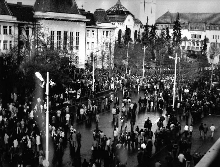 „Megtizedelték” a forradalmárokat