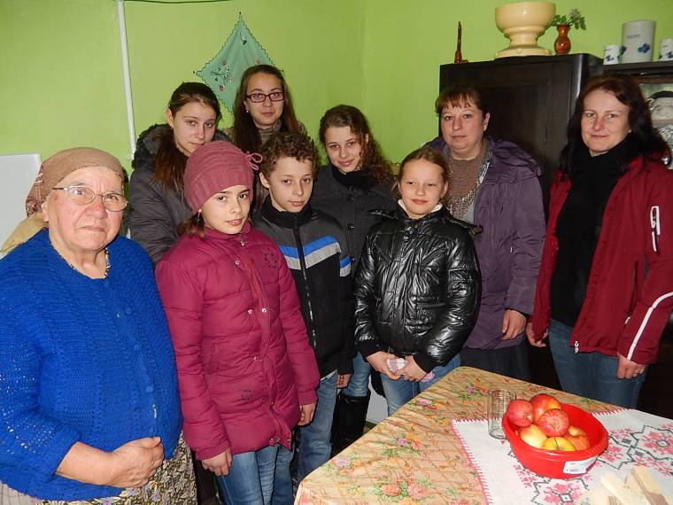 Csíkfalván sem feledkeztek meg az idősekről