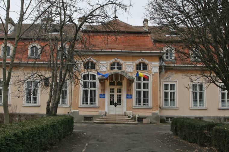 Március végéig lehet licitálni a sáromberki kastélyra