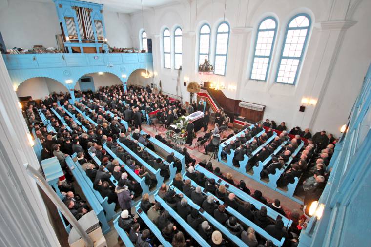 Végső búcsút vettek Márton Zoltán polgármestertől