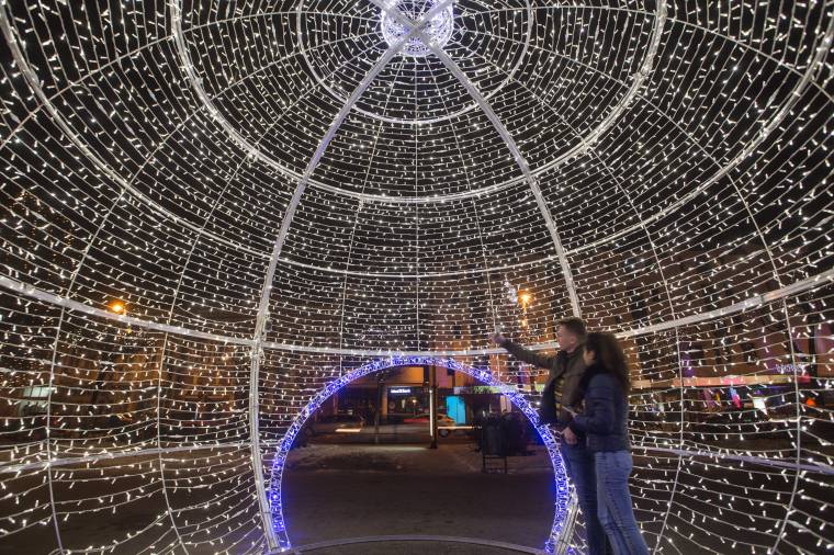 Káosszal járt az ünnepi műsor és a díszkivilágítás felkapcsolása Marosvásárhelyen