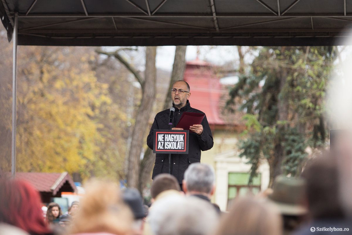 &bullet;  Fotó: Boda L. Gergely