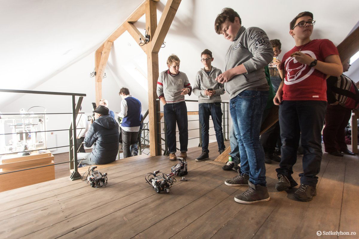 &bullet;  Fotó: Boda L. Gergely