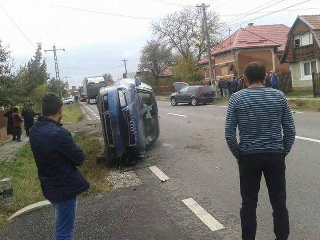 Jogsi nélküli, ittas sofőr okozta a hármas ütközést – aztán lelépett