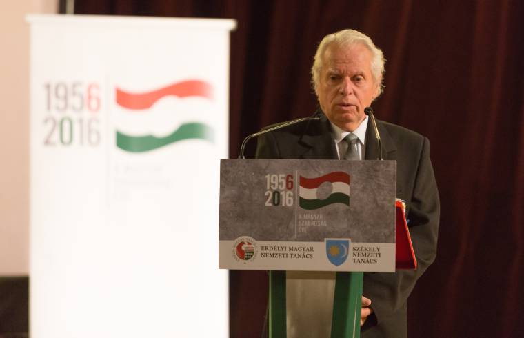 Vásárhelyi gálán emlékezett '56-ra az SZNT és az EMNT