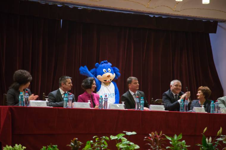 Bizalomkereső egyetemi tanévnyitó