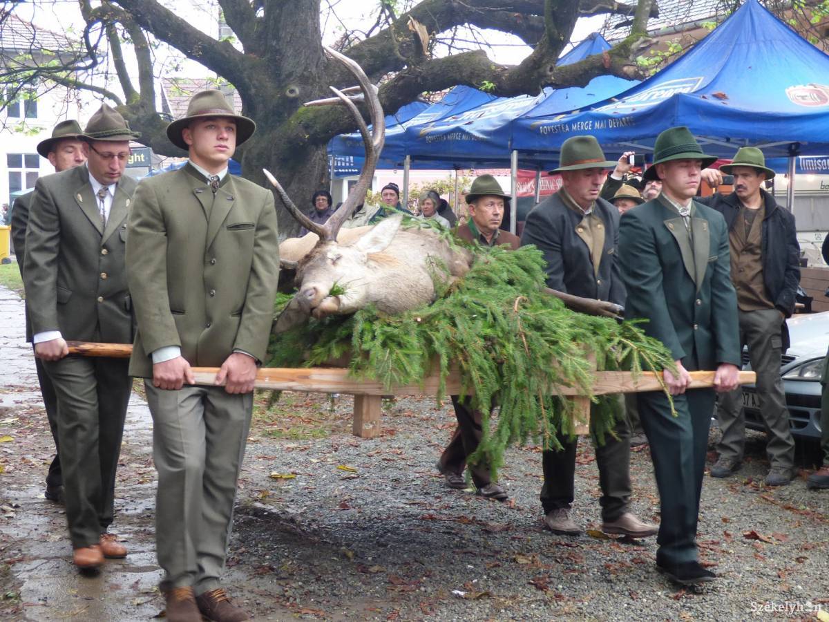 •  Fotó: Gligor Róbert László