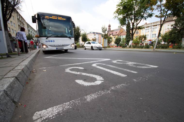 Meglopják és megfélemlítik az utasokat