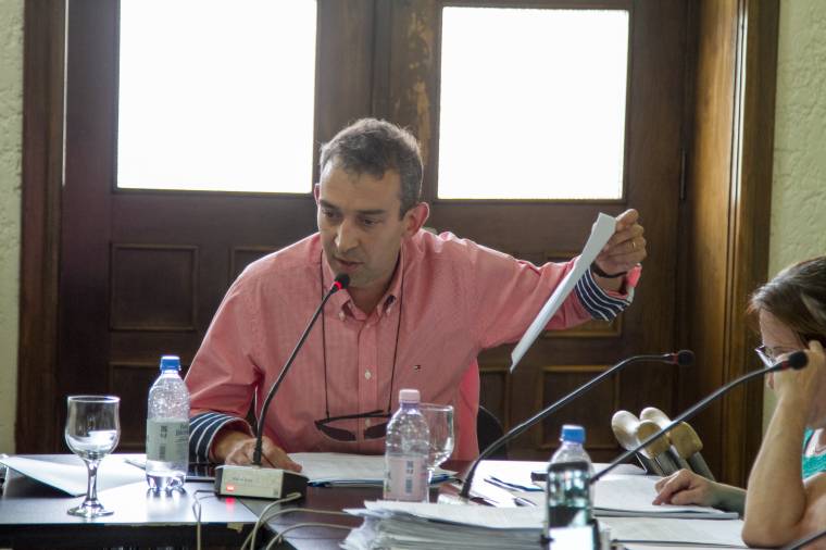 Legyen nyilvános, hogy mire megy el a közpénz