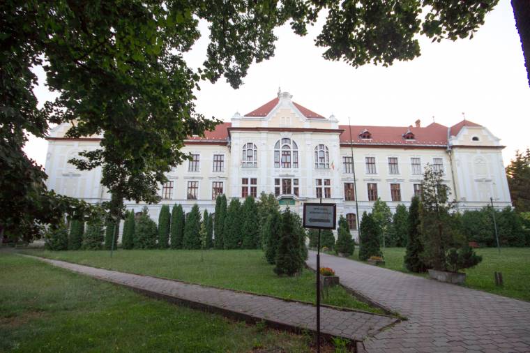 Nem érezték a támogatást, inkább lemondtak az Unirea vezetői