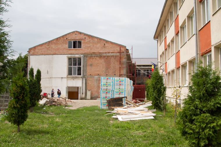 Közel kétmillió lejt költöttek oktatási intézmények korszerűsítésére