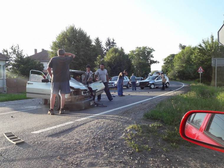 Ittas vezető balesetezett – ketten súlyosan megsérültek