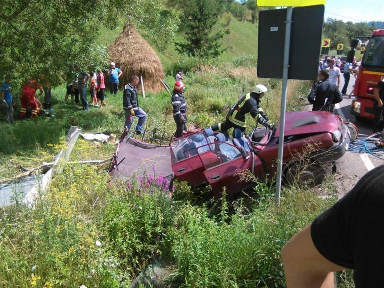 Három jármű ütközött Ratosnya közelében
