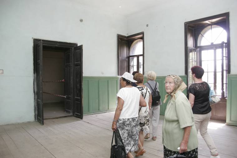 A család és a nevelés fontosságáról a bonyhai Bethlen-kastélyban