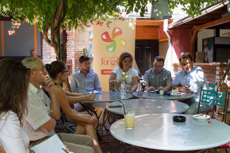 Beköltözik a városba a Vásárhelyi Forgatag