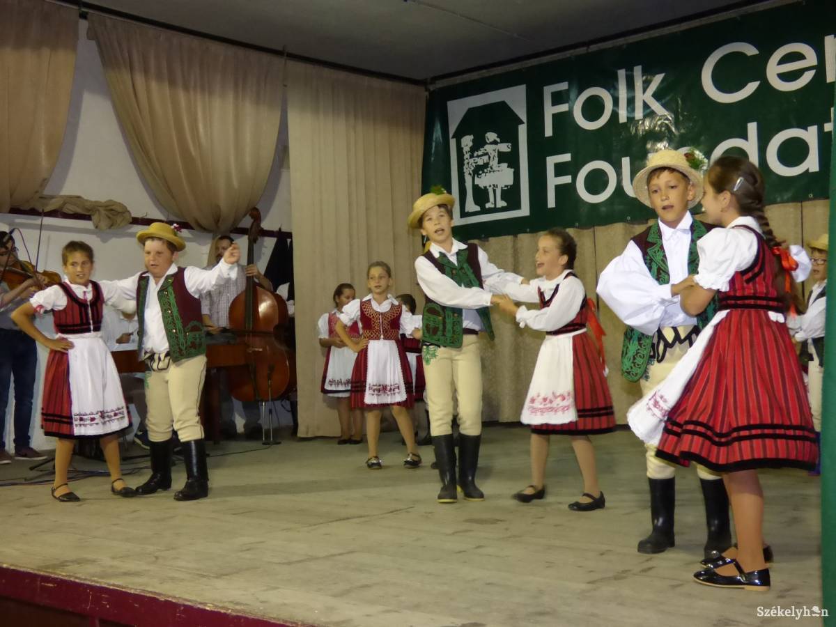 •  Fotó: Gligor Róbert László