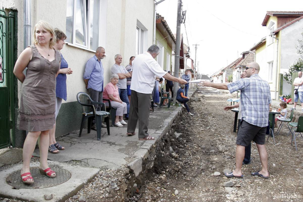 &bullet;  Fotó: Gálna Zoltán