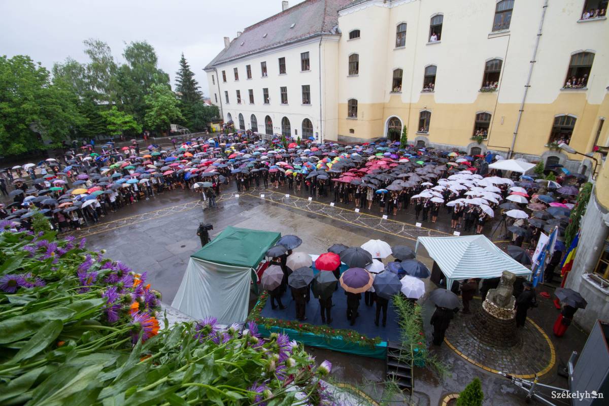•  Fotó: Boda L. Gergely