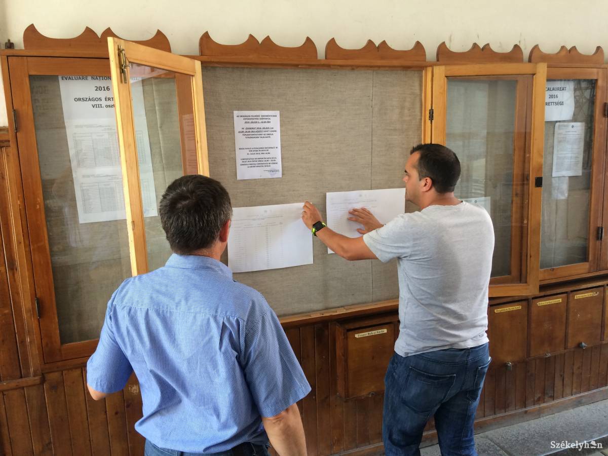 &bullet;  Fotó: Boda L. Gergely