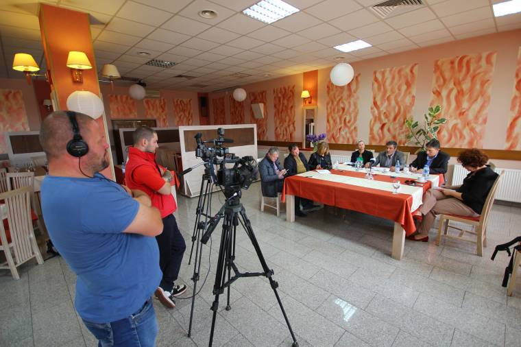 Szövetkezik az RMDSZ és a PSD Szászrégenben