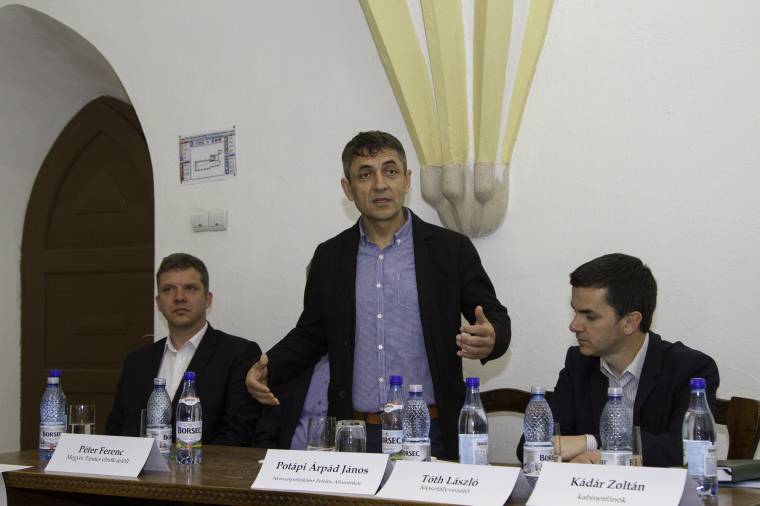 Potápi Árpád: újból meg kell erősíteni Marosvásárhelyt