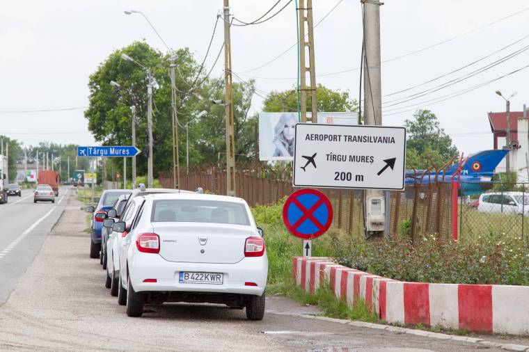Új repülőjáratokat hozna, régi konfliktusokat kezelne Peti András