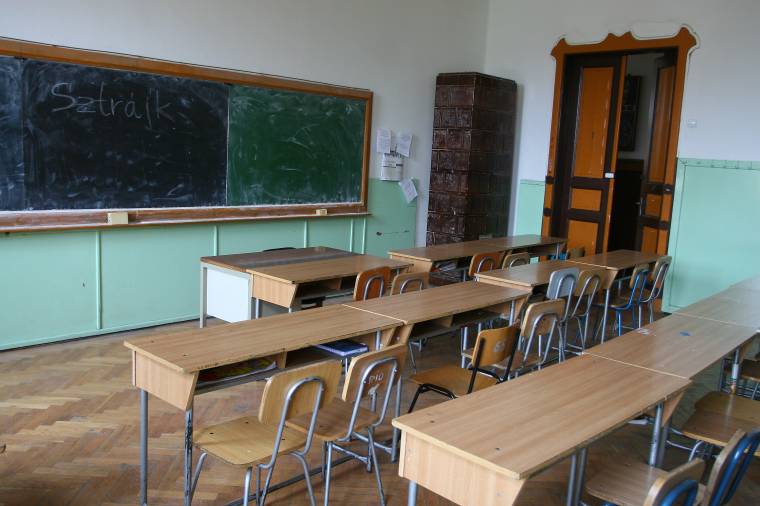 Sztrájkoltak és további sztrájkra készülnek a tanügyben