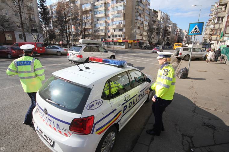 Még nem viselhetnek fegyvert az új rendőrök