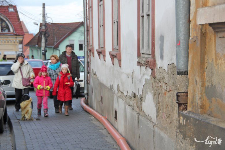 Pusztuló műemlékek rontják a városképet •  Fotó: Haáz Vince
