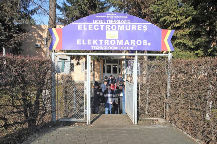 Elektromaros: csak az iskolán kívül van csend