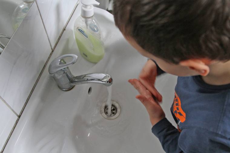 Kicserélik a szentgyörgyi iskolák berendezését