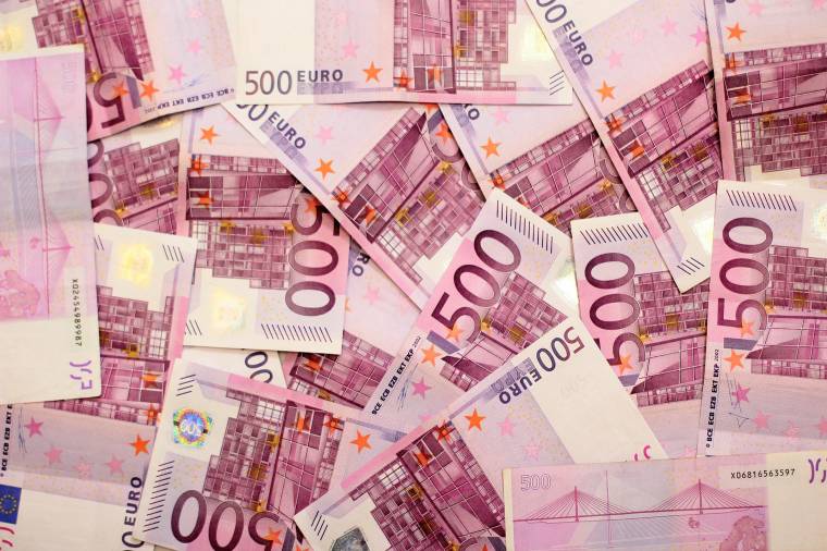 Több millió lejes vagyongyarapodást nem tud igazolni egy polgármester, meg is gyűlt a baja a feddhetetlenségi ügynökséggel