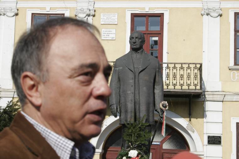 Elárulta Florea, hogy miként gondol Bernádyra