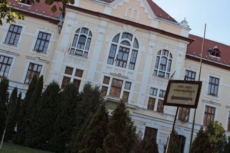 Egyelőre nem engedi diákjait a katolikus iskolába az Unirea Főgimnázium