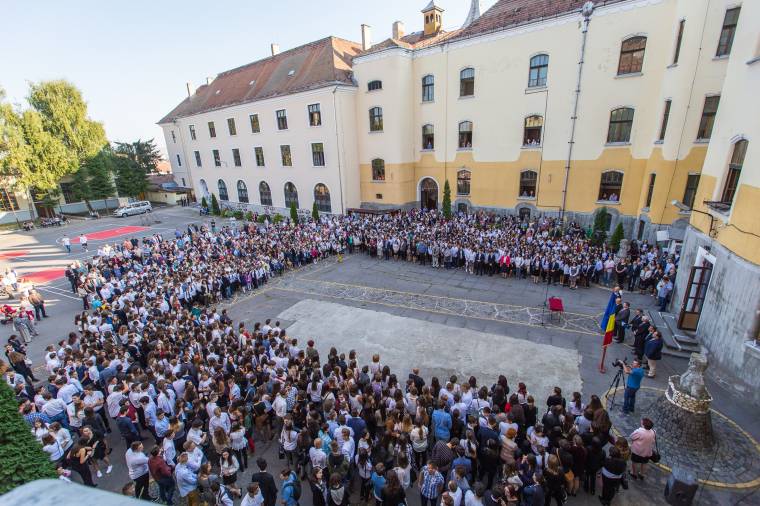 Úgy tűnik több magyar tannyelvű gimnáziumi osztályra lesz szükség
