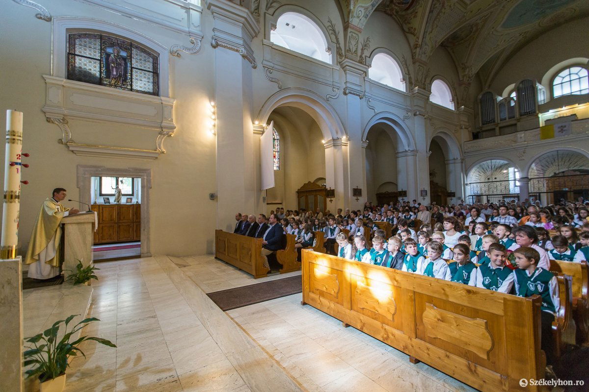 •  Fotó: Boda L. Gergely