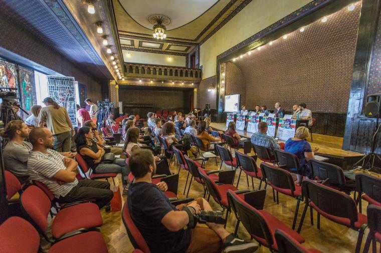 A jövőnek építkeznek a gernyeszegi helyszínen az Awake szervezői