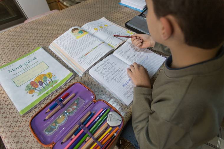 Sokakat érdekel a házi feladat