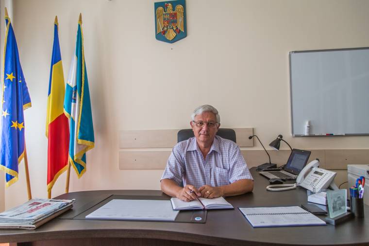 RMDSZ-es össztűz Makkai Gergelyékre a dél-koreai kiruccanás miatt