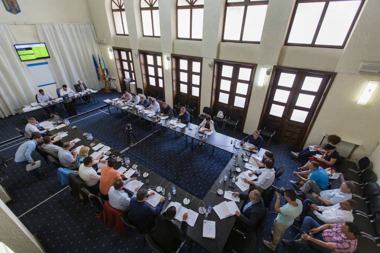 Nem talál szinkrontolmácsot a városházára a marosvásárhelyi RMDSZ