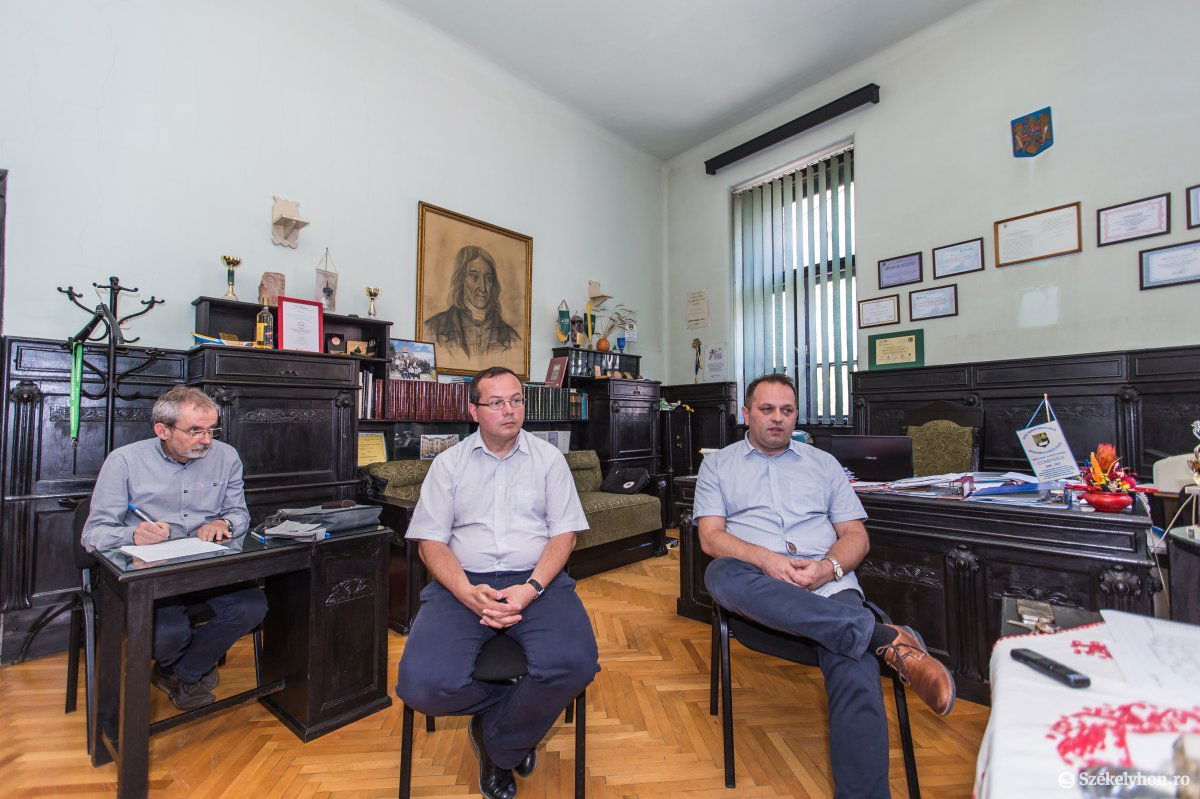 •  Fotó: Boda L. Gergely