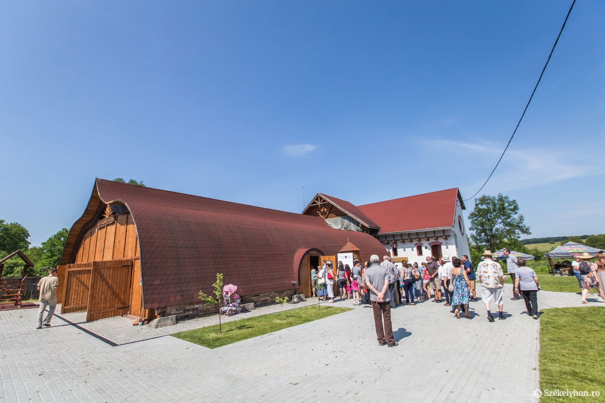 •  Fotó: Boda L. Gergely