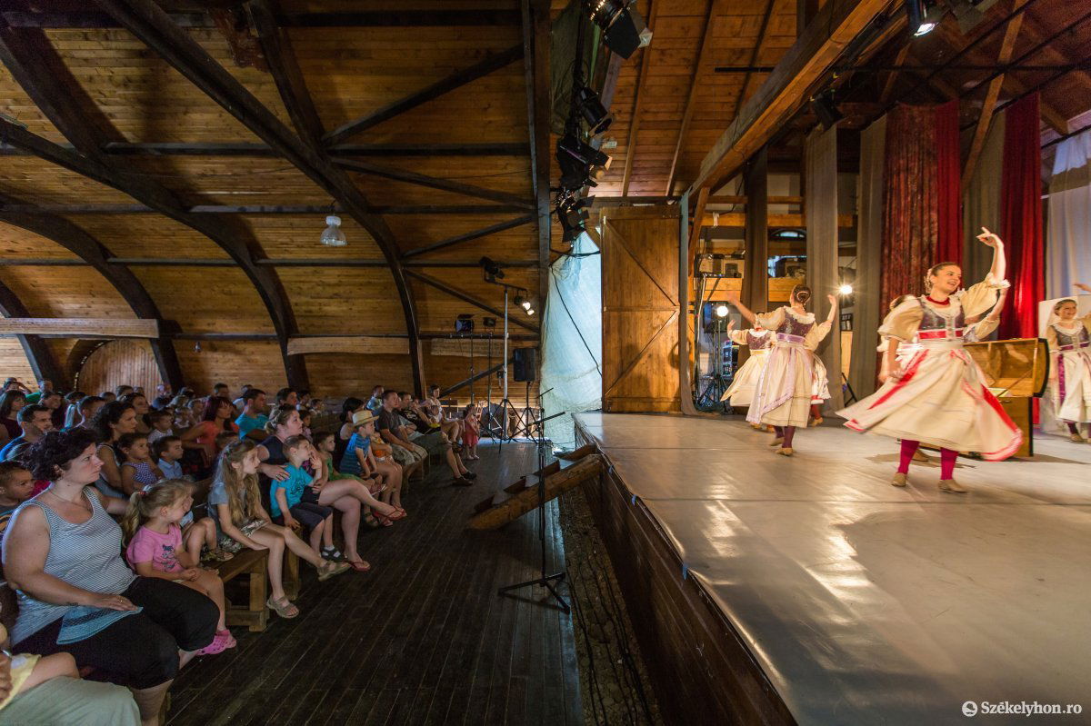 •  Fotó: Boda L. Gergely