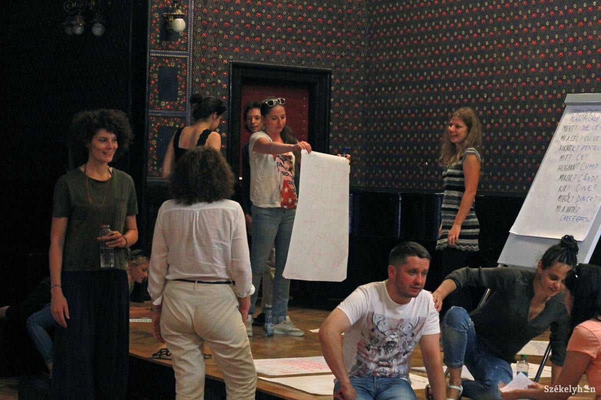 A projekteket részletesen is bemutatták a résztvevők •  Fotó: Haáz Vince