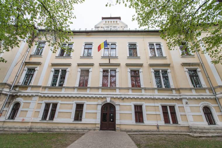 Elkerülhetetlennek tűnik a vásárhelyi katolikus gimnázium megszűnése