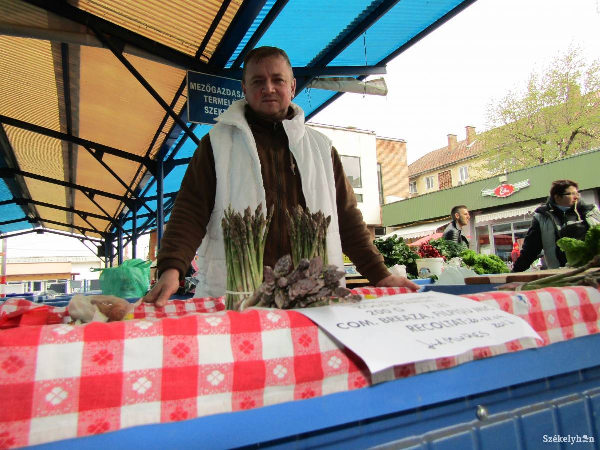 &bullet;  Fotó: Bakó Zoltán