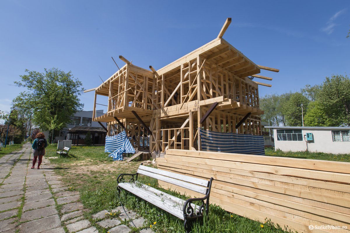 &bullet;  Fotó: Boda L. Gergely