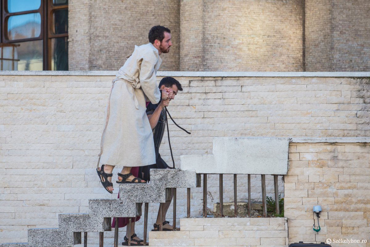 •  Fotó: Boda L. Gergely