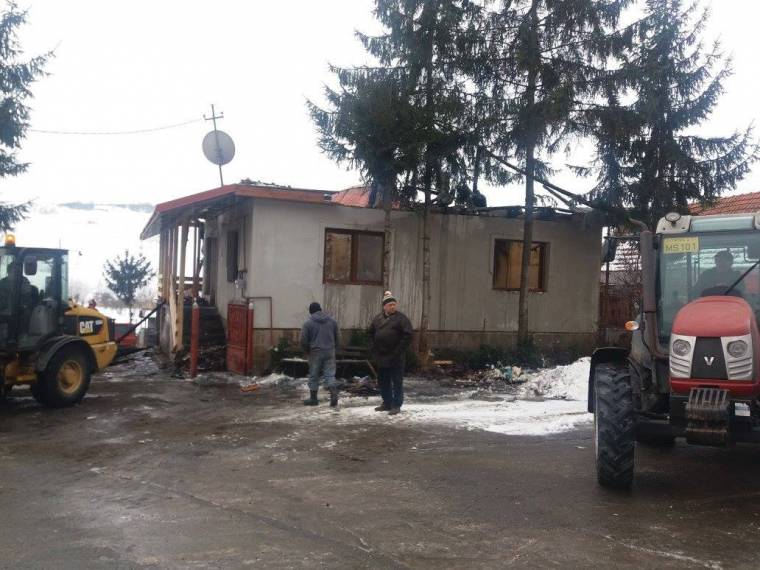 Tűzkárosultaknak gyűjtöttek